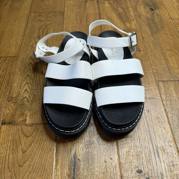 Steve Madden Madden Girl Shoes Women’s 8.5 White Doral Chunky Platform Sandals - Picture 2 of 6